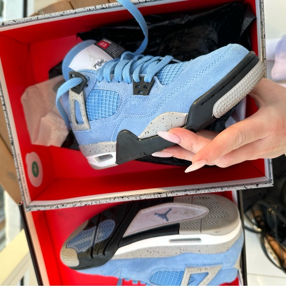 Jordan Kids Light Blue and Gray Sneakers - Picture 7 of 9